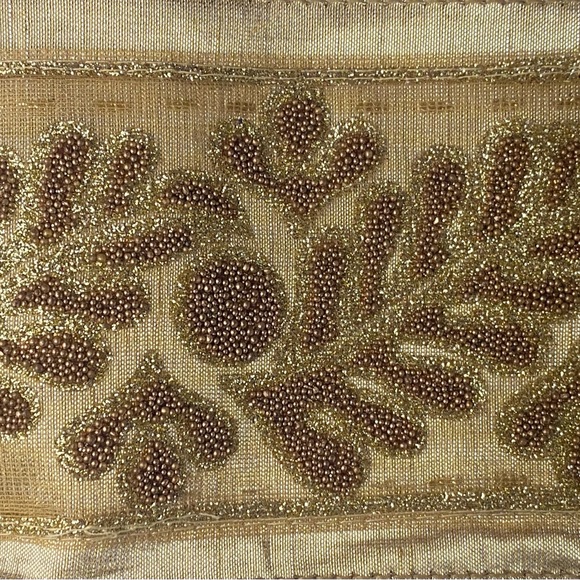 D. Steven’s gold beaded leaf embroidered wire ribbon wide sheer holiday wreath - Picture 4 of 7